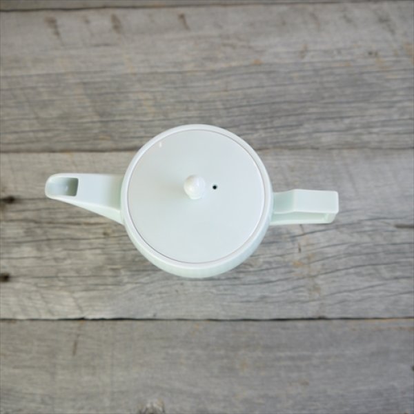 画像6: 有田焼/伊万里陶芸/WA・SA・BI 和茶美-しのぎティーポット/青磁/Φ8.5X17X14.5 (6)