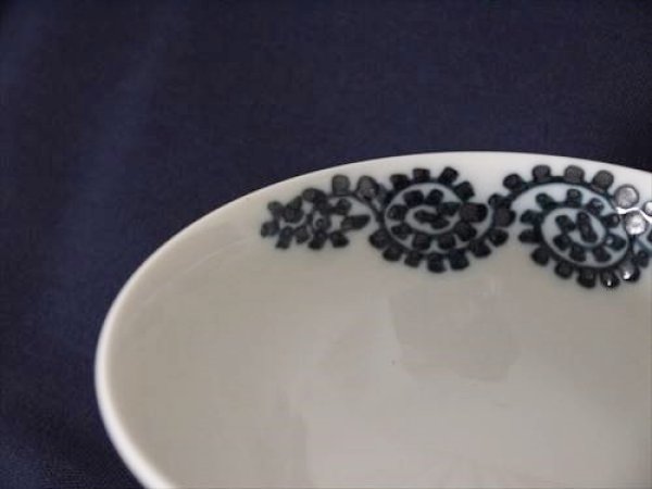 画像4: 有田焼/惣次郎窯/遊びタコ唐草夫婦茶碗(大)/11.7×6.5 (4)