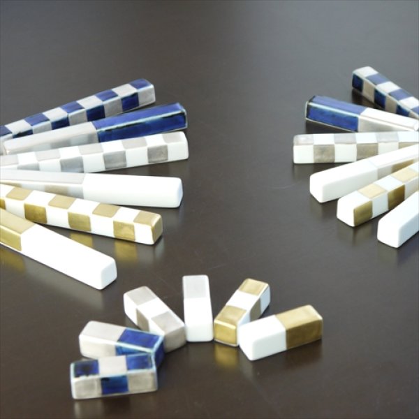 画像5: 有田焼/福珠窯/カトラリーレスト（小）/白磁金彩市松/3.6cm (5)