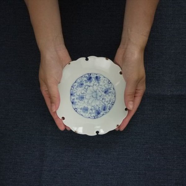 画像10: 有田焼/草山窯/雪輪5寸銘々皿　花唐草/Φ15 (10)