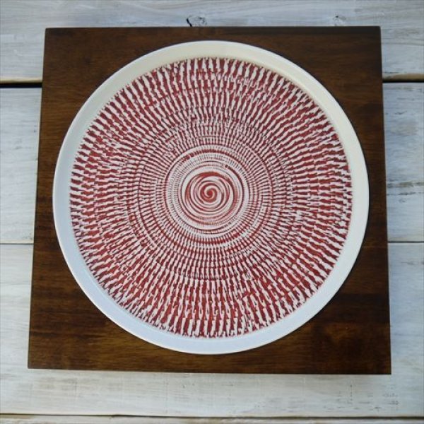 画像5: 波佐見焼/一真窯/木台（茶）付プレート・26cm丸プレートセット/【3色】/プレートΦ26.0 X H1.5 / 木台Φ29.5 X H2.3 (5)