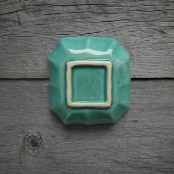 画像7: 京焼/黒川正樹/蒼釉角豆皿/縦9.5　横10 X H2.5 (7)