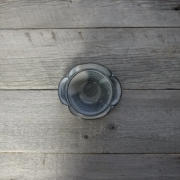 画像2: 萩焼/松光山栄光/青釉　面取碗皿/Φ9.7 X H6cm (2)