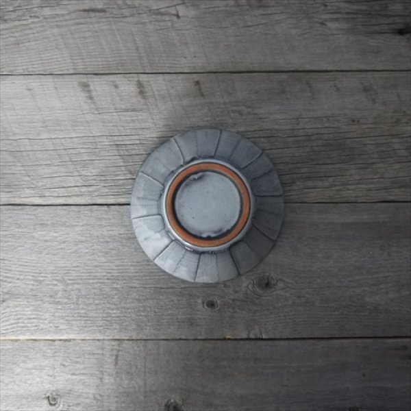 画像4: 萩焼/松光山栄光/青釉　しのぎ丼/Φ16.8 X H9.1cm (4)