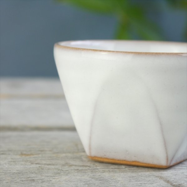 画像8: 萩焼/松光山栄光/白釉/面取碗皿/Φ9.8 X H6.4 (8)