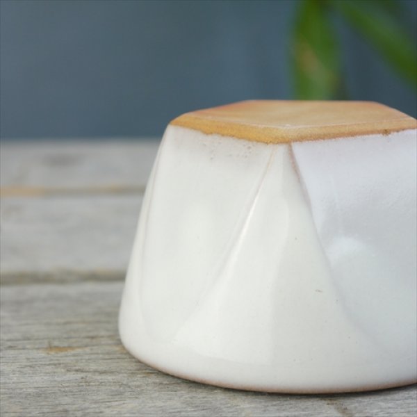 画像12: 萩焼/松光山栄光/白釉/面取碗皿/Φ9.8 X H6.4 (12)