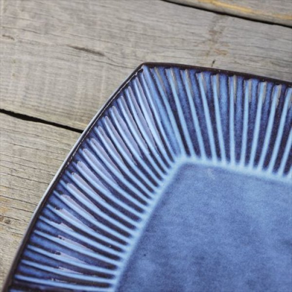 画像4: 萩焼/松光山栄光/青萩釉/しのぎ角鉢/24x24 X H4.5 (4)