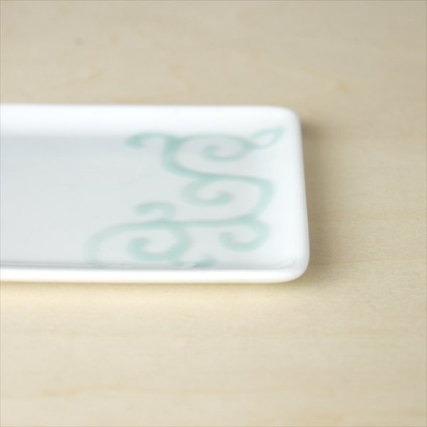 画像2: 伊万里焼/青山窯/かけわけ スクエア小皿/白/9X9 (2)