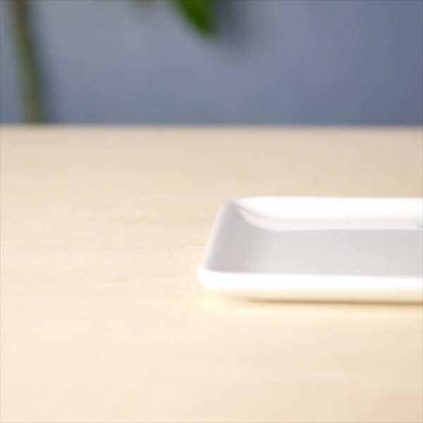 画像3: 伊万里焼/青山窯/かけわけ スクエア小皿/白/9X9 (3)