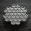 画像15: HAJIYOSHIDA/蜂の巣白皿（小）/2色/Φ11　厚み2.0cm (15)