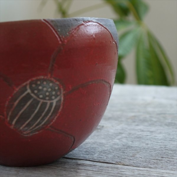 画像3: 藤野/野村亮/椿深鉢/Φ14.5 X H11 (3)