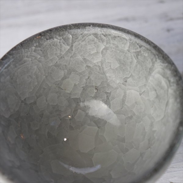 画像5: 瀬戸焼/柳本美帆/氷裂貫入　高台杯/ホワイト/Φ7.5 (5)