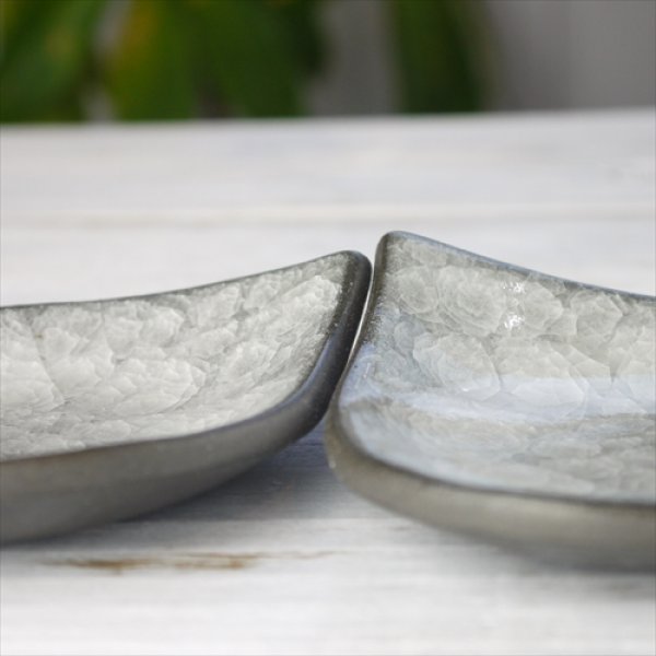 画像5: 瀬戸焼/柳本美帆/氷裂貫入　しずく豆皿大/ホワイト/9x12 (5)