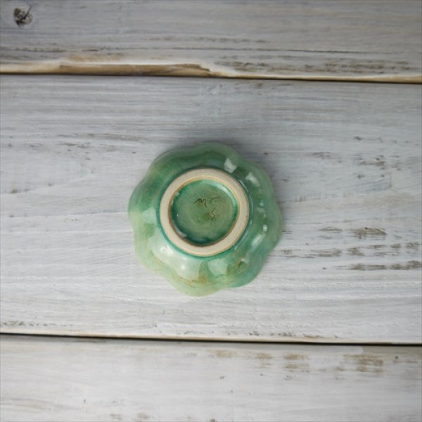 画像5: 瀬戸焼/柳本美帆/碧釉　輪花豆皿/ブルー/Φ8 (5)