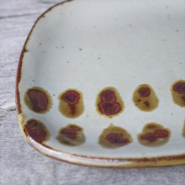 画像3: 伊藤瞳/角皿S/豆/13.5x13.5 X H1 (3)