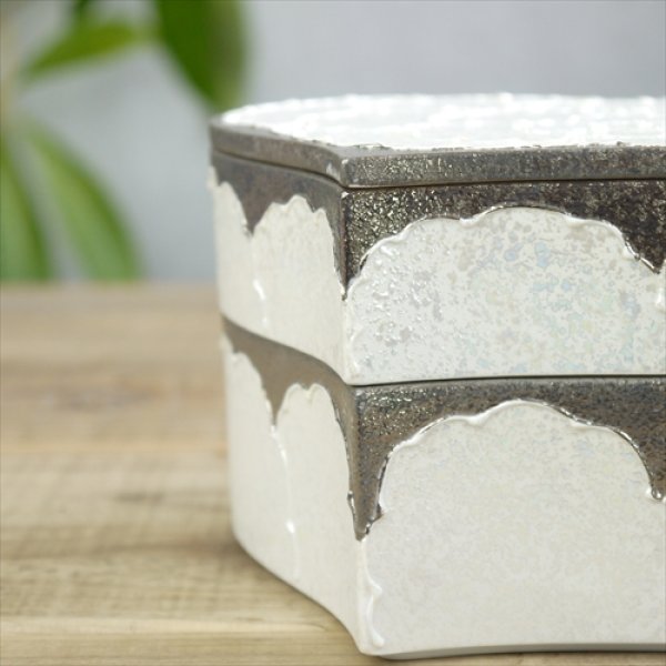 画像11: 有田焼/柳屋/Mimi/パール牡丹/プラチナ（一段） (11)