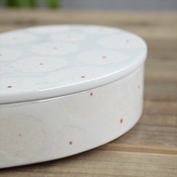 画像2: 有田焼/柳屋/Mimi/錦白花真珠/（一段） (2)