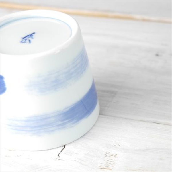 画像7: 有田焼/渓山窯/ARKZ-001001001/染付呉須刷毛そば猪口/Φ7.7 X H6.2 (7)