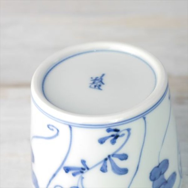 画像9: 有田焼/渓山窯/ARKZ-010001055/染付内外なずなそば猪口/Φ7.7 X H6.2 (9)