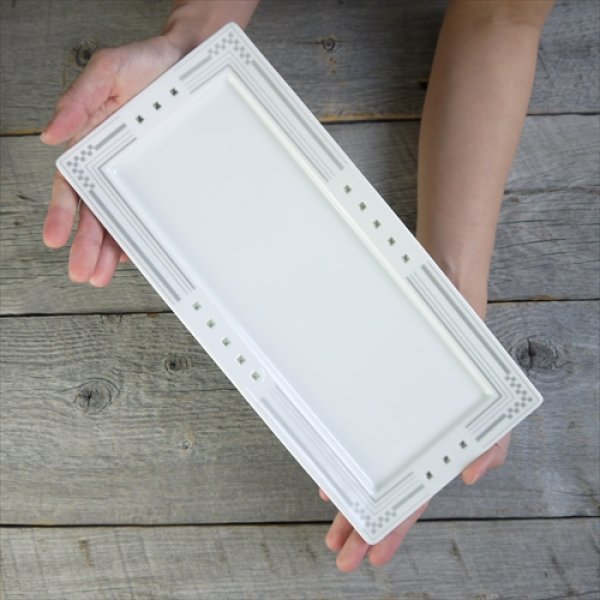 画像11: 波佐見焼/丹心窯/水晶ヒルハウス　長角プレート/黒・グレー/30 X 14 X H2.5 (11)