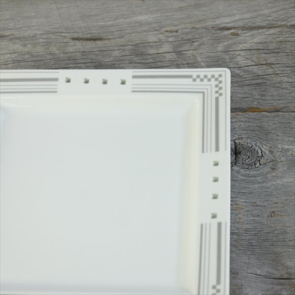 画像6: 波佐見焼/丹心窯/水晶ヒルハウス　スクエアプレートＭ/黒・グレー/20 X 20 X H2.2 (6)