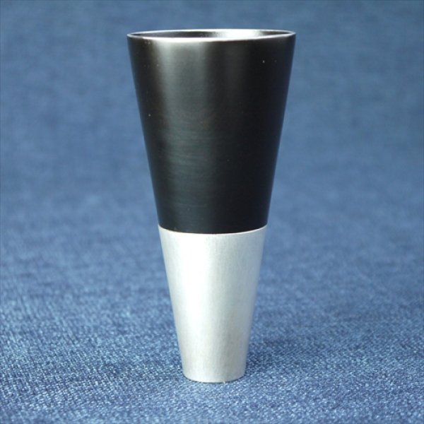 画像3: 富山高岡銅器/四津川製作所/喜泉ホルン　黒漆/MISTY SILVER/φ50×H110 (3)