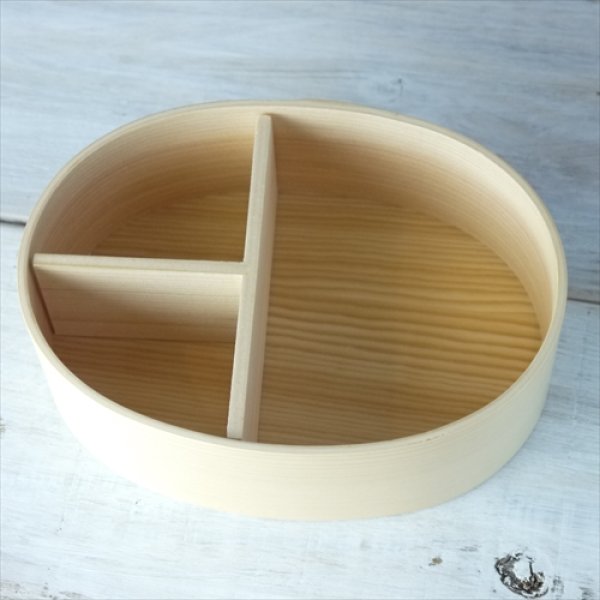 画像2: 紀州漆器/山家漆器店/曲げわっぱ弁当箱/矢羽柄/茜/17.5×13.6×H6 (2)