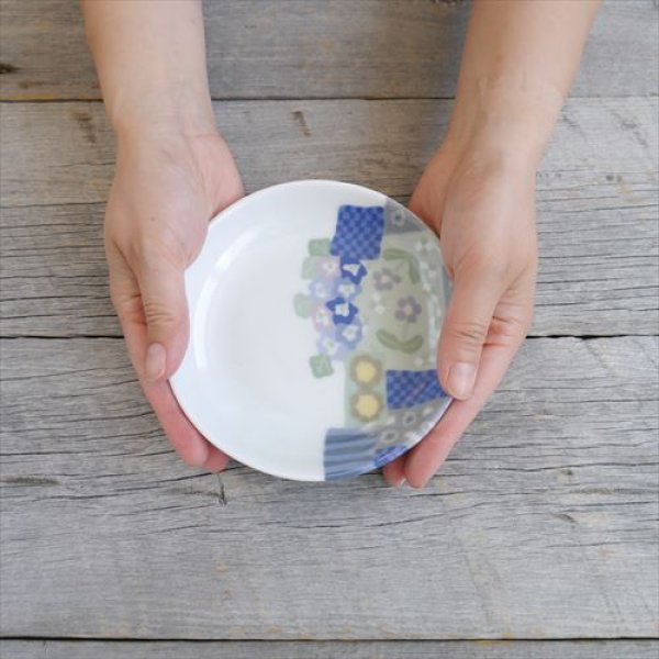 画像7: 有田焼/艸窯（そうがま）/彩磁練上 中皿 パッチワーク続穣/Φ14 X H2 (7)