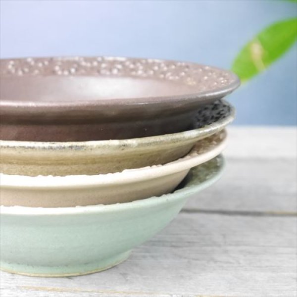 画像11: 秋山昌史/リム浅鉢６寸/黒結晶釉/Φ19X5.5 (11)