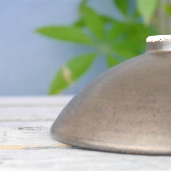 画像8: 大分・別府/器舎扇歩/六寸平鉢/茶/Φ19ｘH6.5 (8)