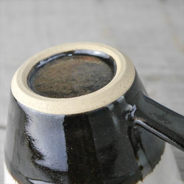 画像8: 益子焼/浅野秋児/バイカラーコーヒーカップ/白　黒/約9.5×Ｈ約8.4 (8)