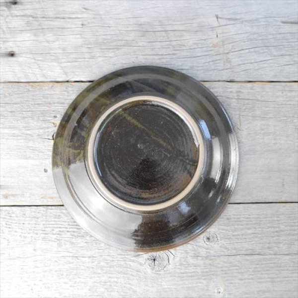 画像6: 沖縄/やちむん/陶眞窯/7寸皿/ゴス白いっちん/Φ22 X H4 (6)